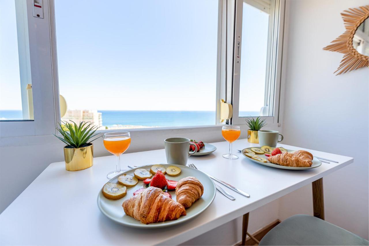 Apartamento 797 Rentals- Estudio En Naciones Con Vistas Al Mar *